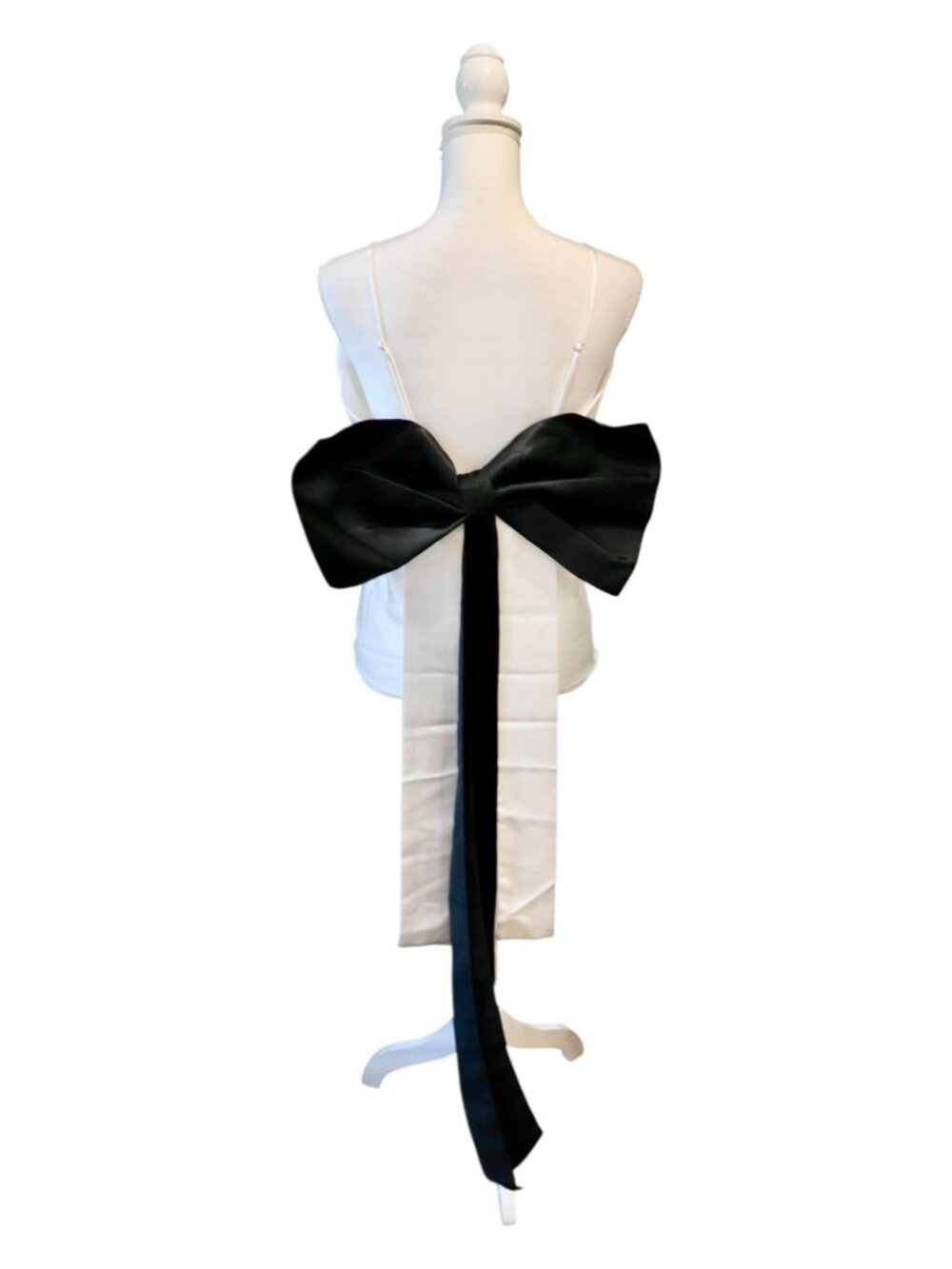Nonchalant Label Antonella White Satin Top With Black Bow Detail, Medium Nwt